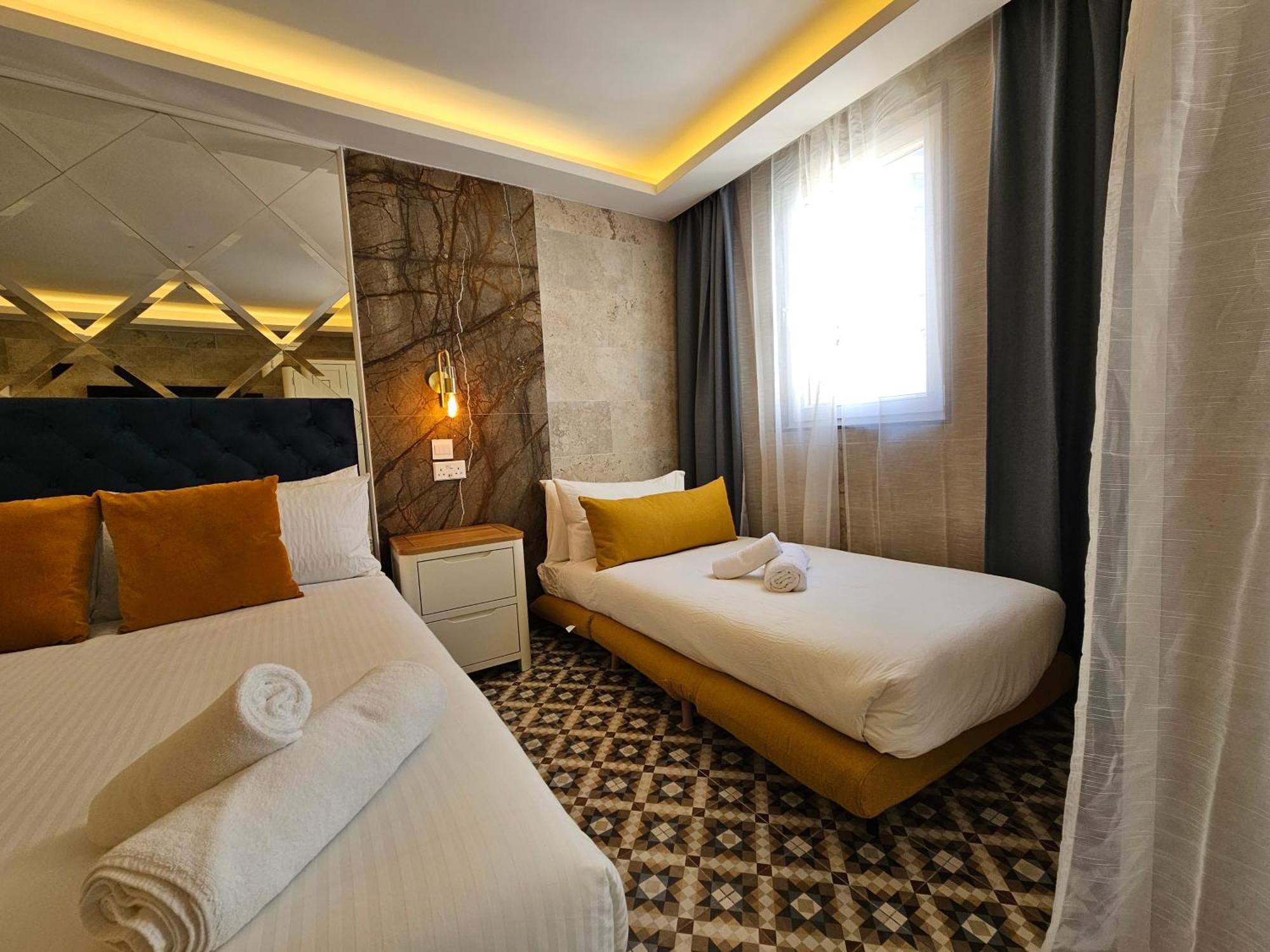 Balcony Hotel Saint Julian's 외부 사진