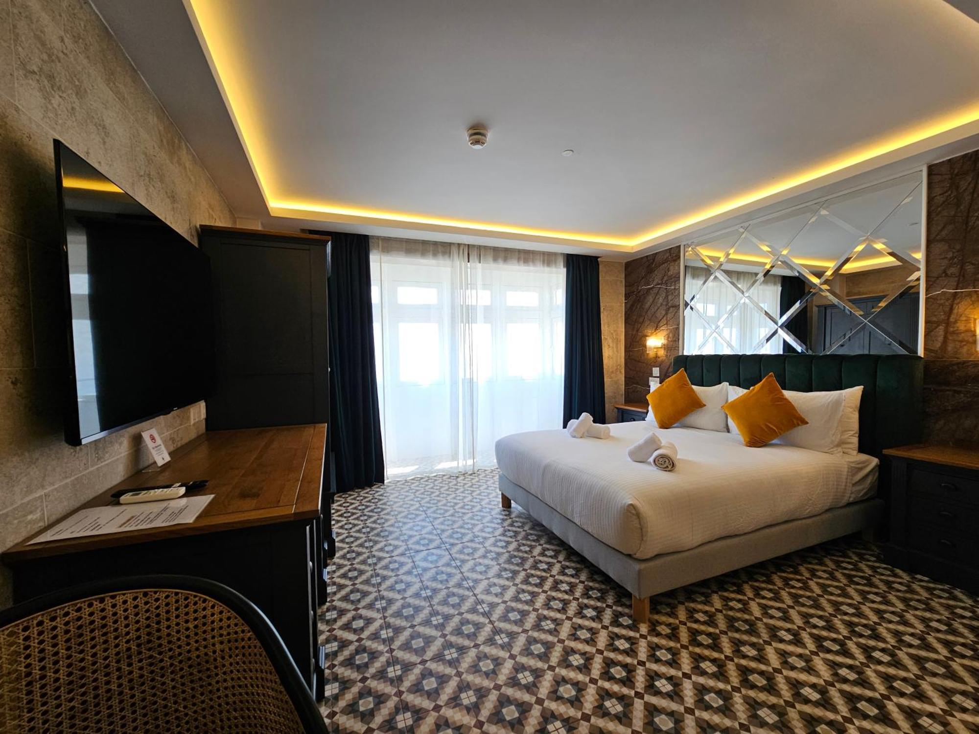 Balcony Hotel Saint Julian's 외부 사진