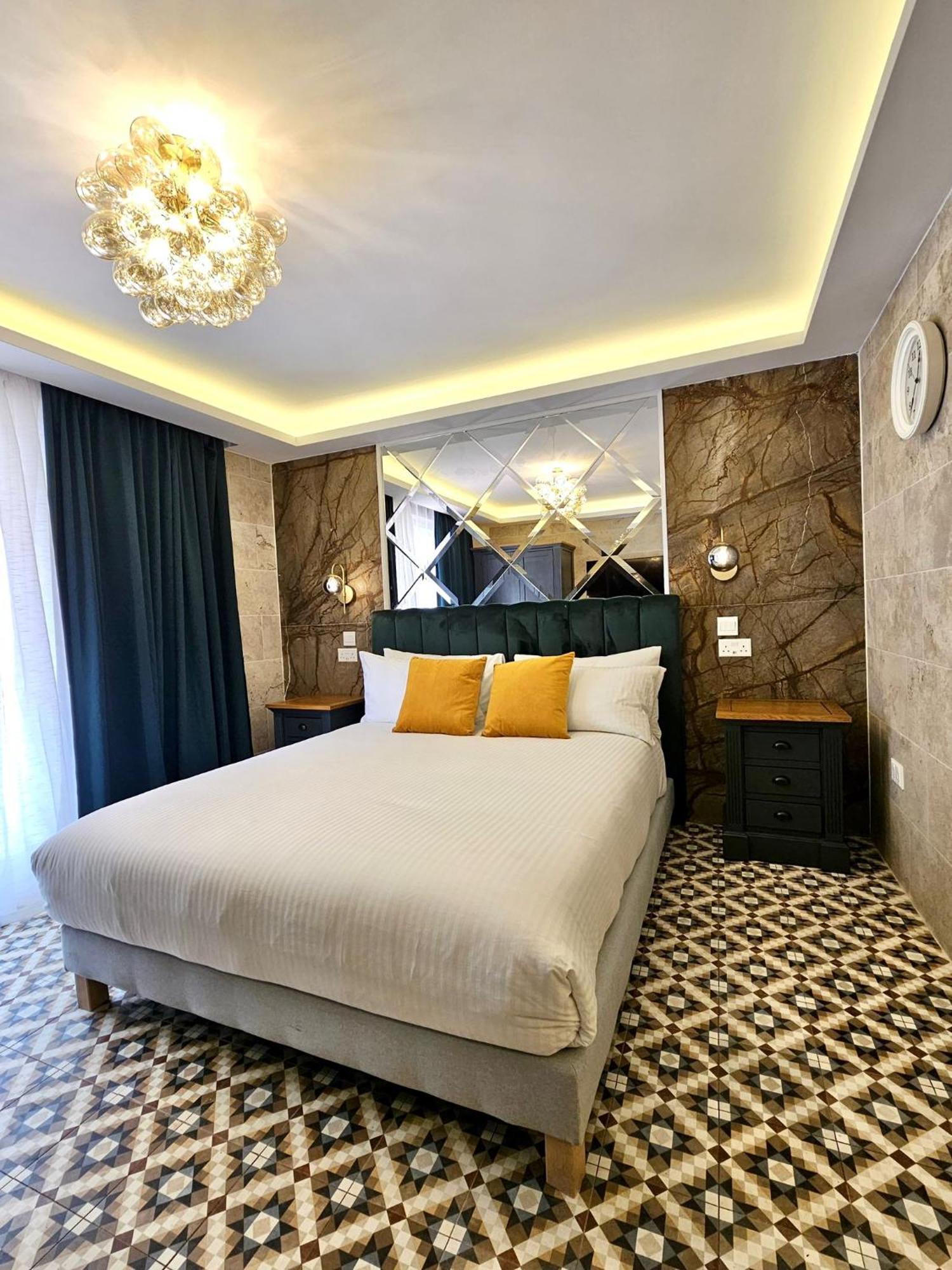 Balcony Hotel Saint Julian's 외부 사진